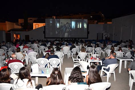 cine de verano tomares|CINEMA TOMARES: EL ÚNICO CINE DE VERANO。